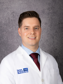 juan rua md headshot